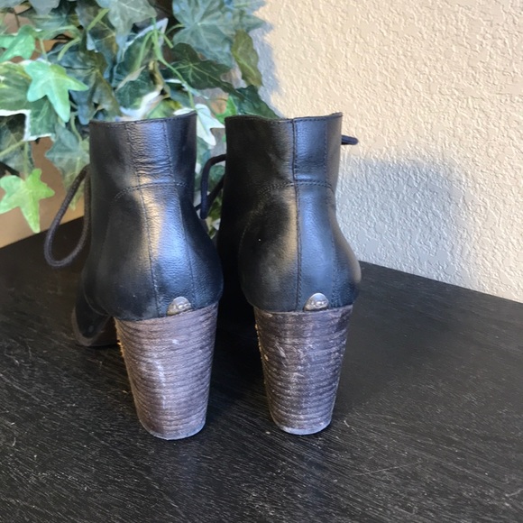 UGG Black Leather Mackie Platform Boots - Picture 2 of 8